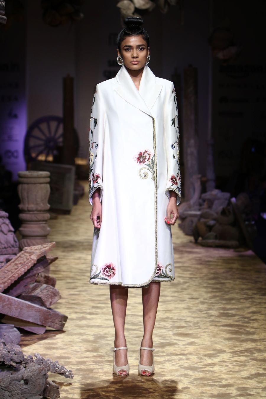 Overlap Collared Jacket Dress - samantchauhan