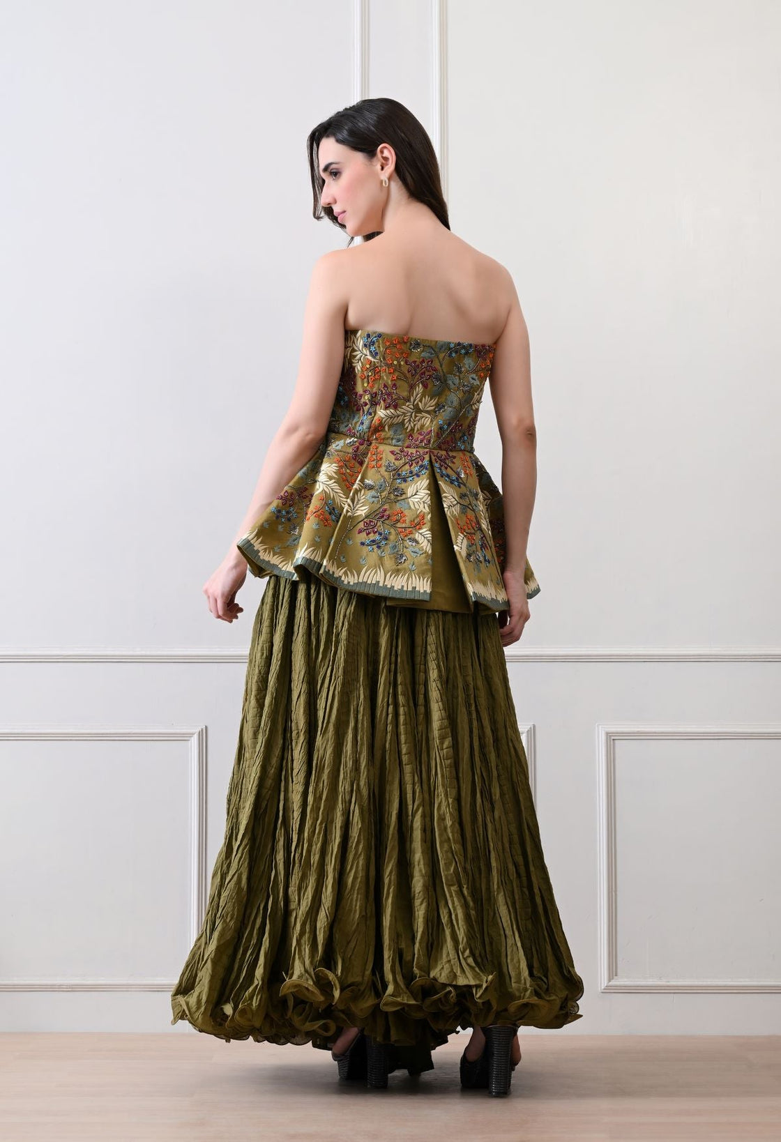 Stunning olive strapless top with all - over floral embroidery - samantchauhan Apparel & Accessories