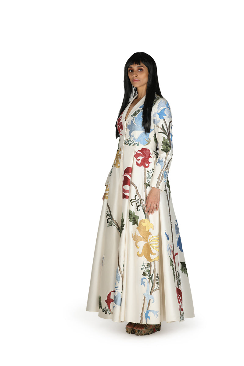 Lapel neck cotton silk embroidered gown