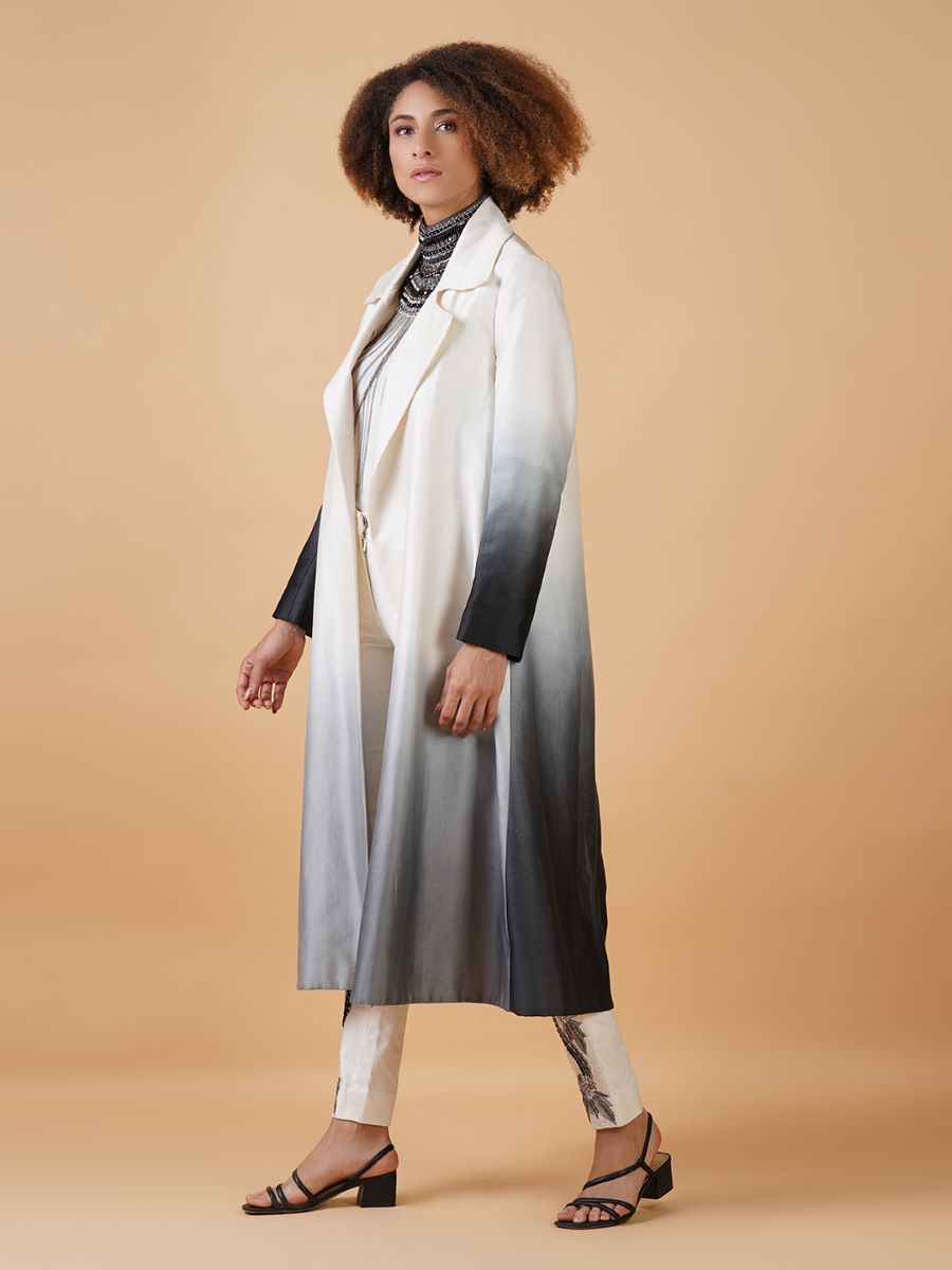 A Chique cotton silk jacket with an ombré touch to it