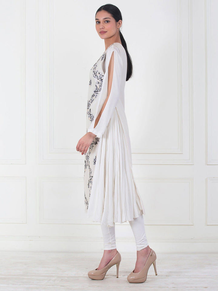 A cotton anarkali kurta with embroidered - samantchauhan Apparel &amp; Accessories