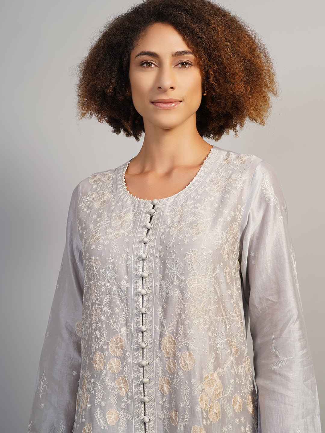 A round neck cotton silk suit set that is beautifully embroidered in off - white silk yarn - samantchauhan Apparel & Accessories