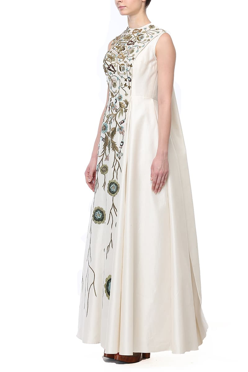 Attached Trail Gown - samantchauhan