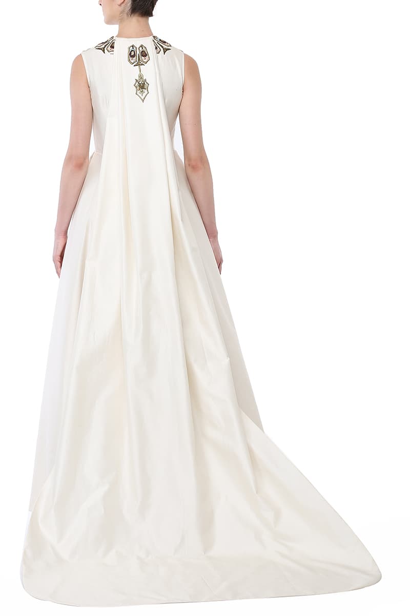 Attached Trail Gown - samantchauhan