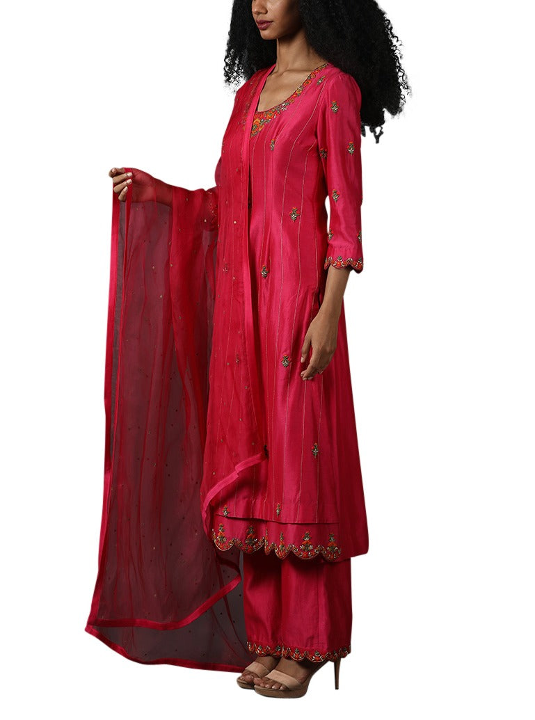 Pink kurta set with sarara