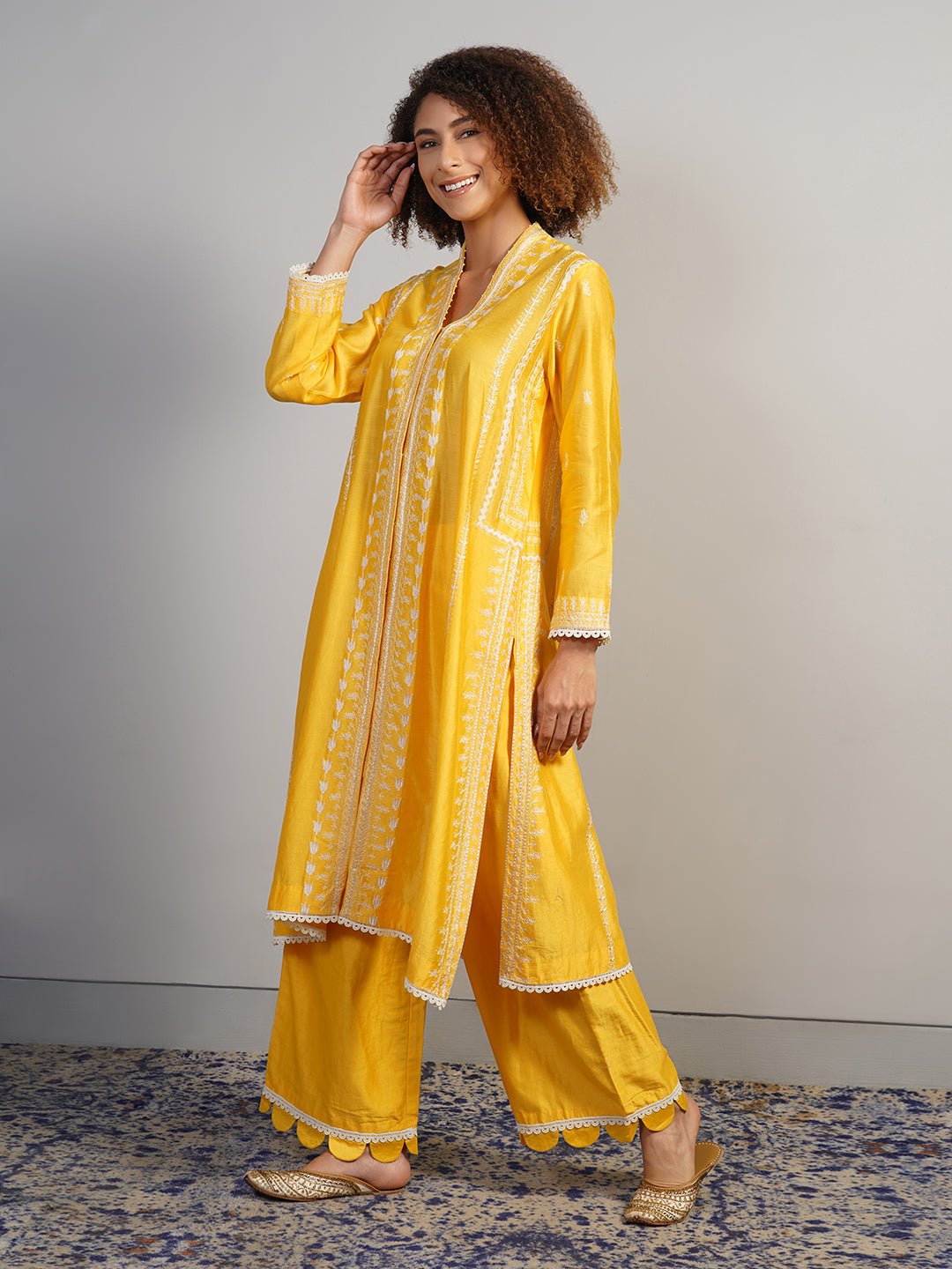 Cotton silk suit set adorned with intricate Aari embroidery - samantchauhan Apparel & Accessories