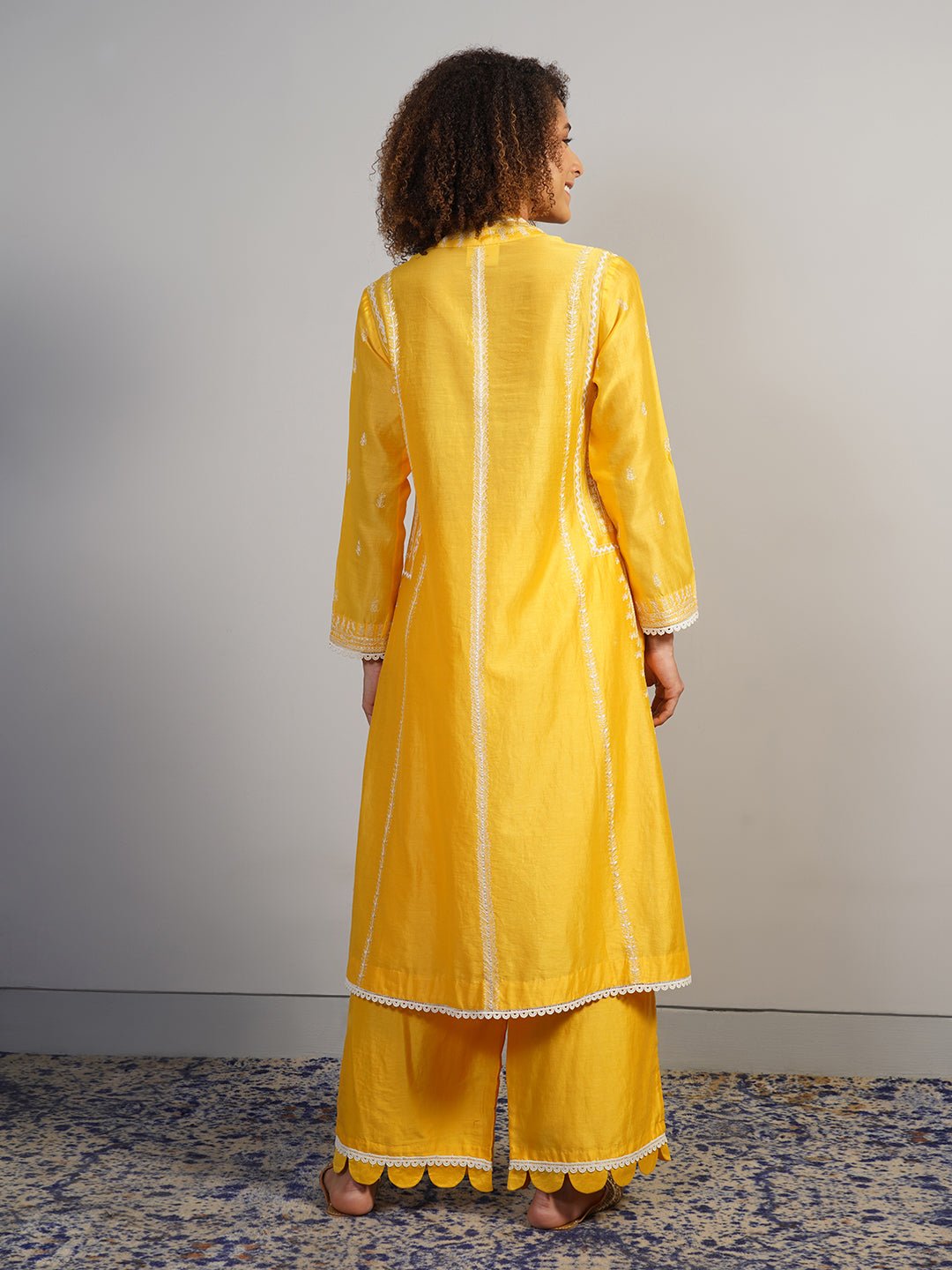 Cotton silk suit set adorned with intricate Aari embroidery - samantchauhan Apparel & Accessories