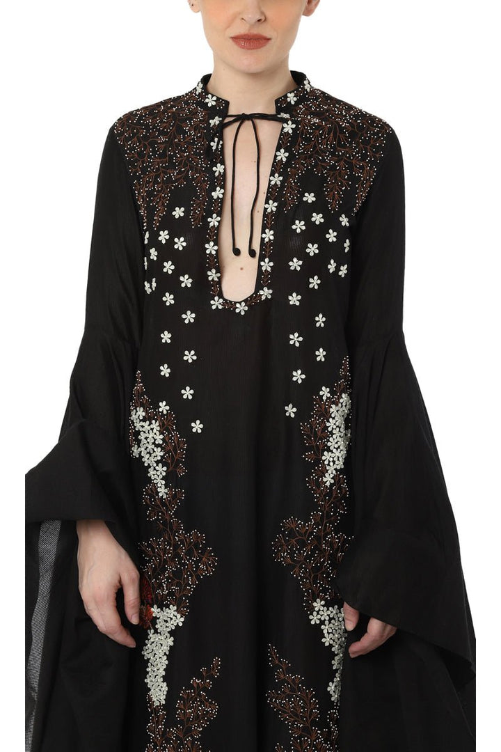 Elongated sleeves gown - samantchauhan
