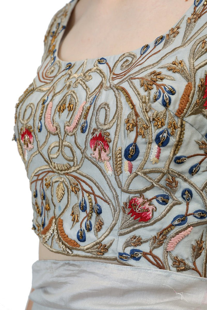 Embroidered Blouse &amp; Saree set - samantchauhan