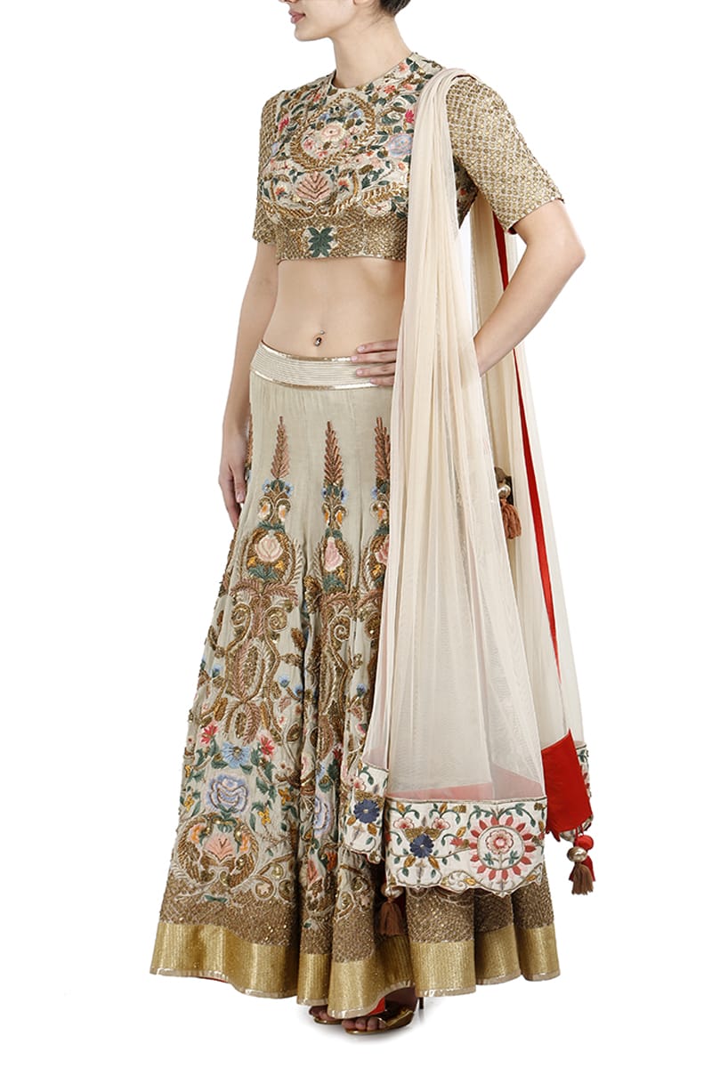 Embroidered Lehenga set - samantchauhan