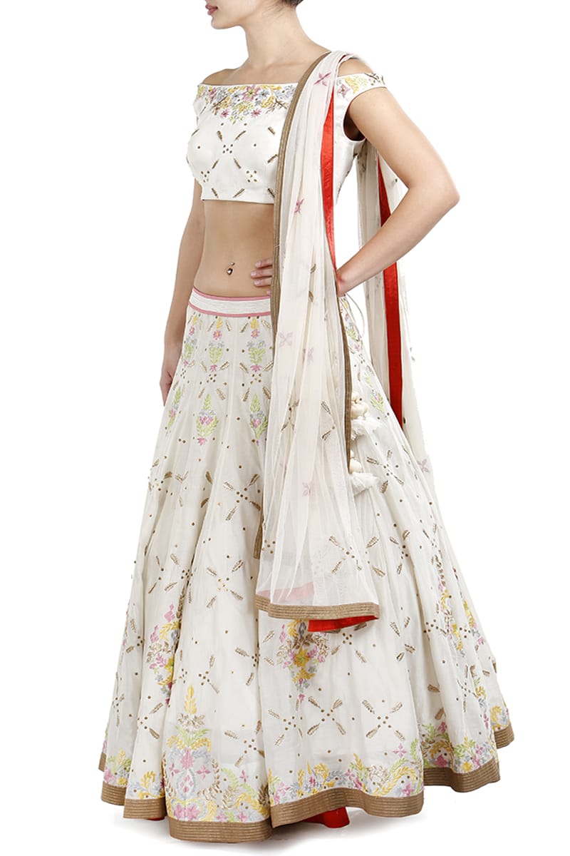 Embroidered Lehenga set - samantchauhan