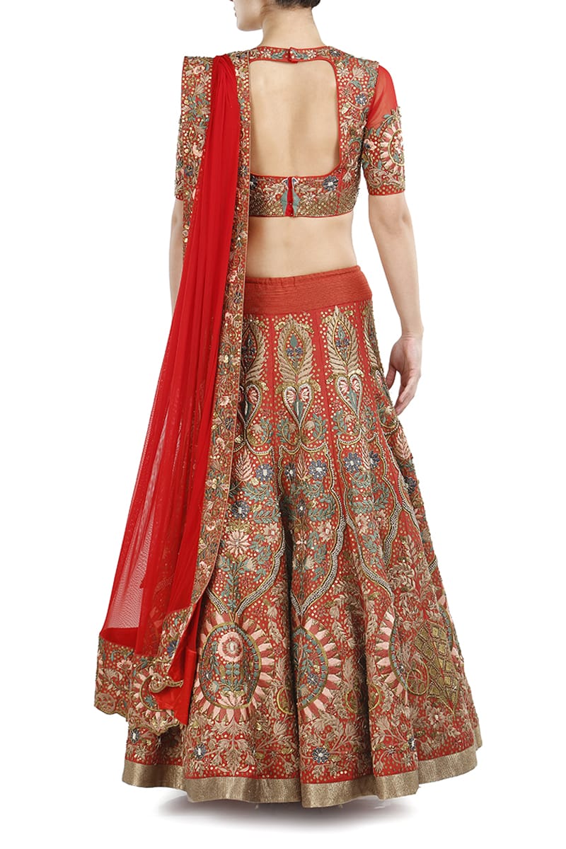 Embroidered Lehenga set - samantchauhan