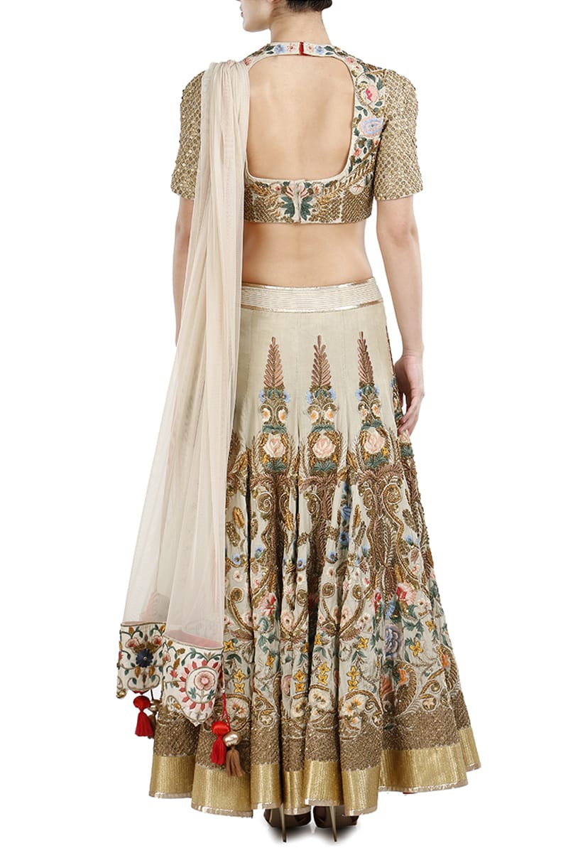 Embroidered Lehenga set - samantchauhan