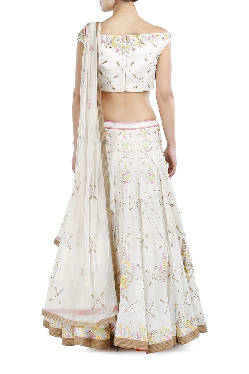 Embroidered Lehenga set - samantchauhan