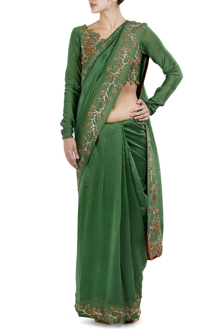 Embroidereed Saree &amp; Blouse Set - samantchauhan