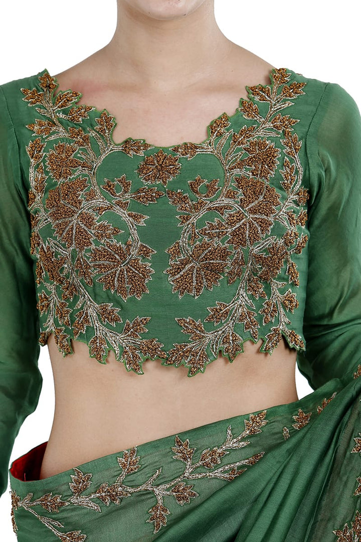 Embroidereed Saree &amp; Blouse Set - samantchauhan