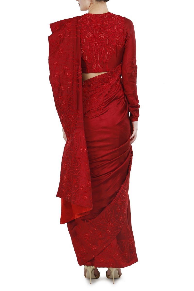 Embroidereed Saree & Blouse Set - samantchauhan