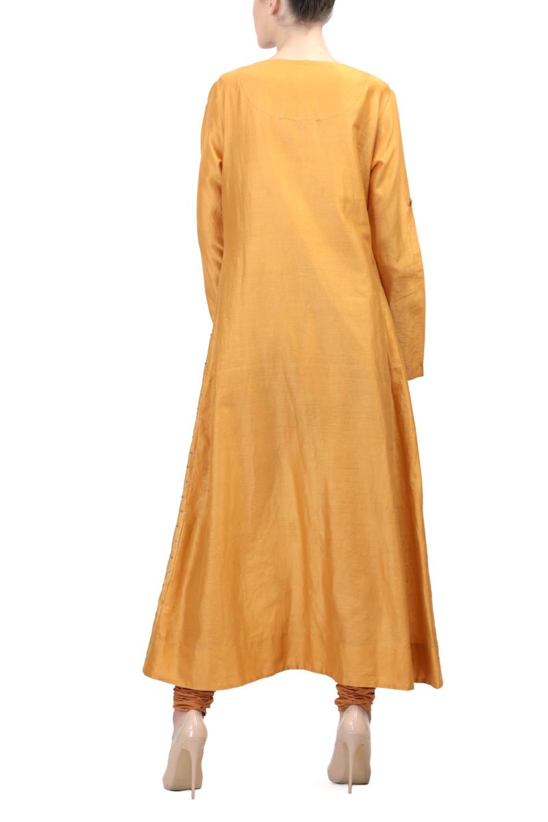 Floral Embroidered Straight Kurta - samantchauhan