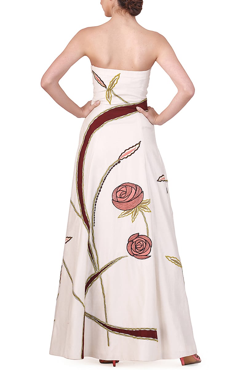 Front - opening Embellished Gown - samantchauhan