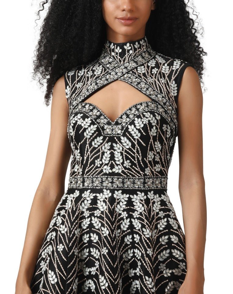 Keyhole neck gown - samantchauhan