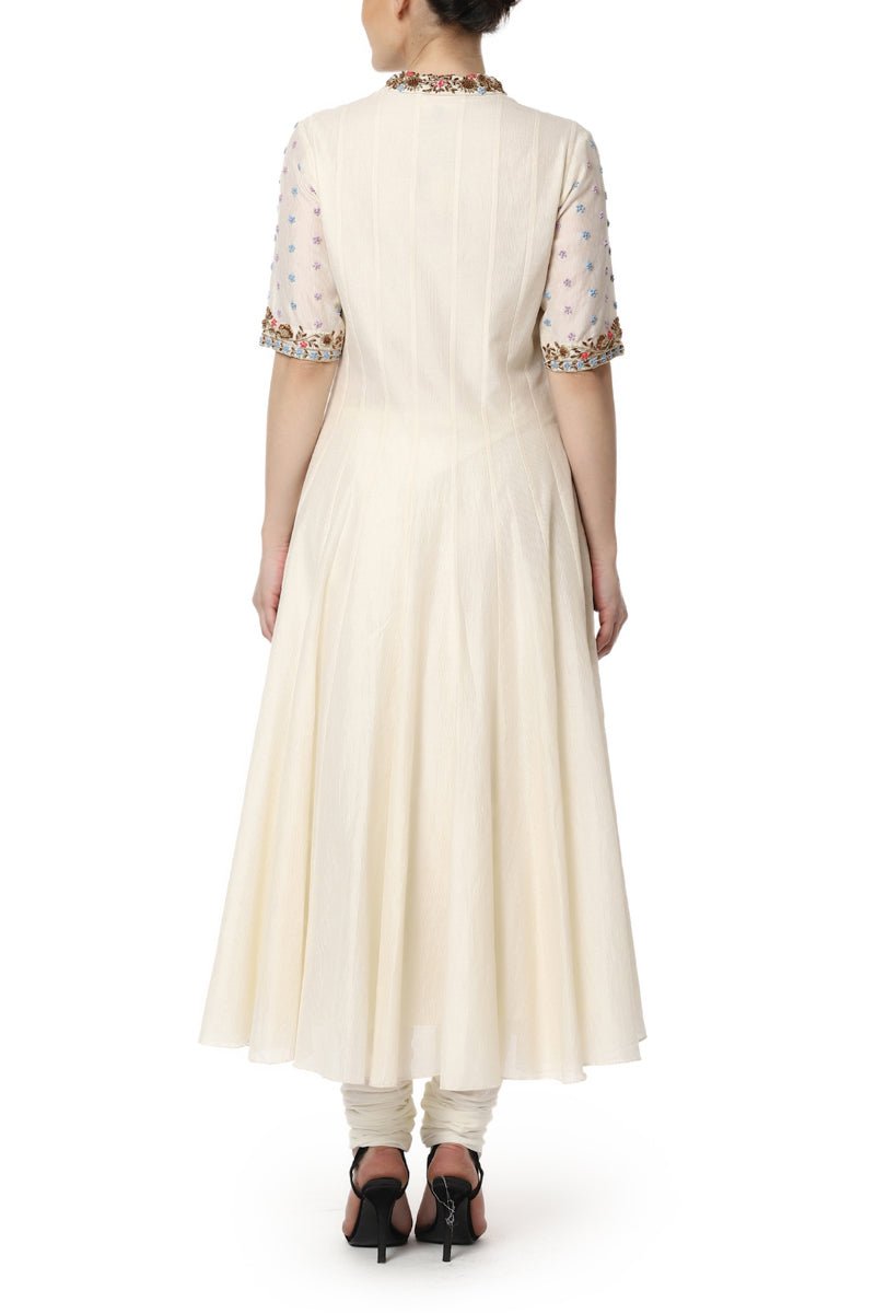 Kurta with Sleeve and Neck Detailing - samantchauhan
