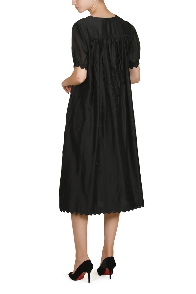 Scallop Hemline Dress - samantchauhan