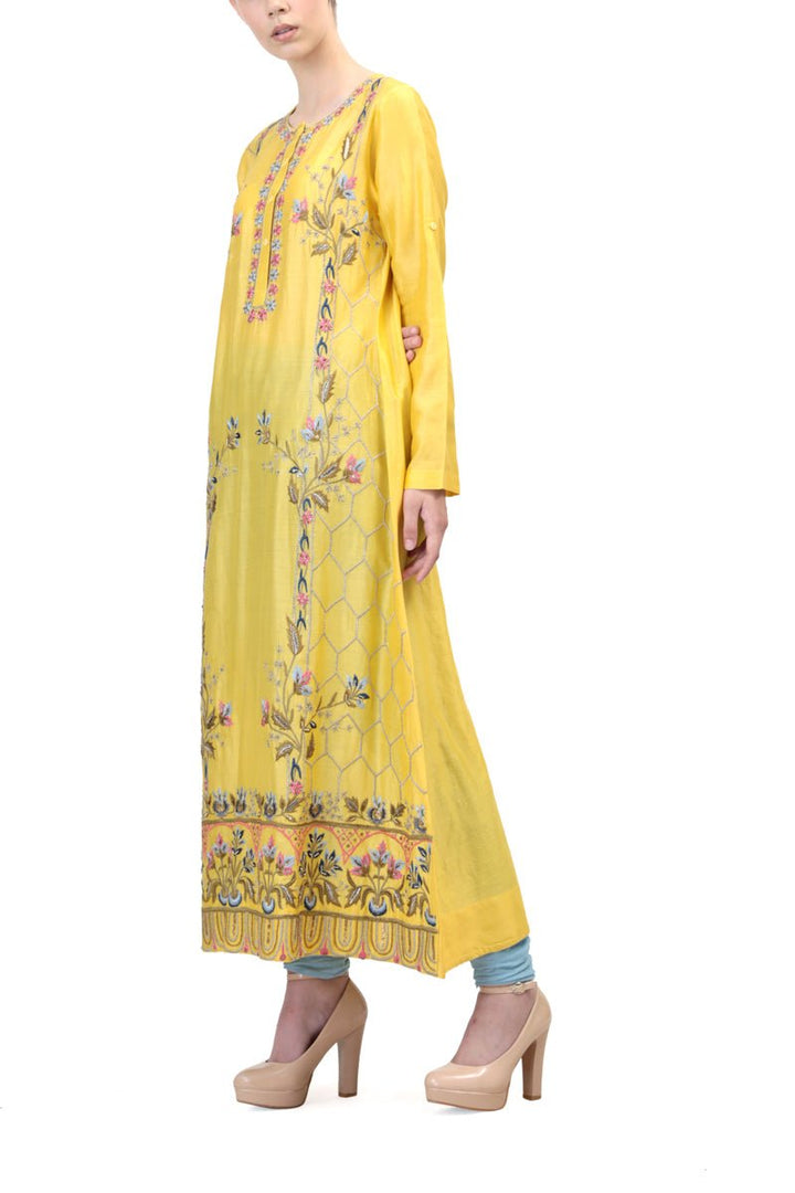 Vibrant Floral Embroidered Kurta - samantchauhan